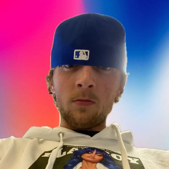 @bradysolomon_