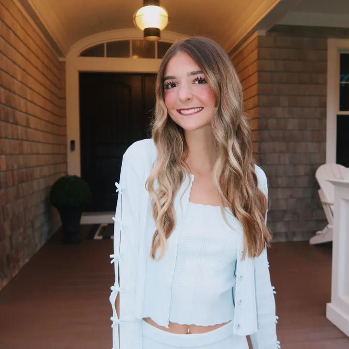 chloe_mcfaddenn