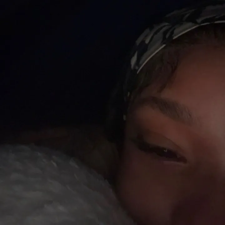 @avaaunseen