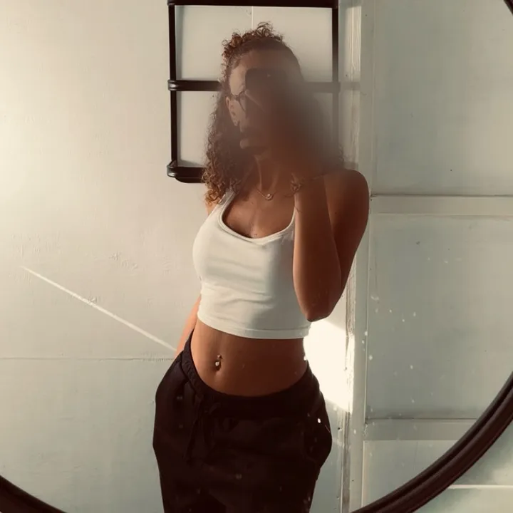 chloe.ntvl