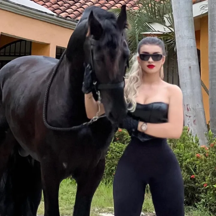 @gisselle_lumbi_polanco_