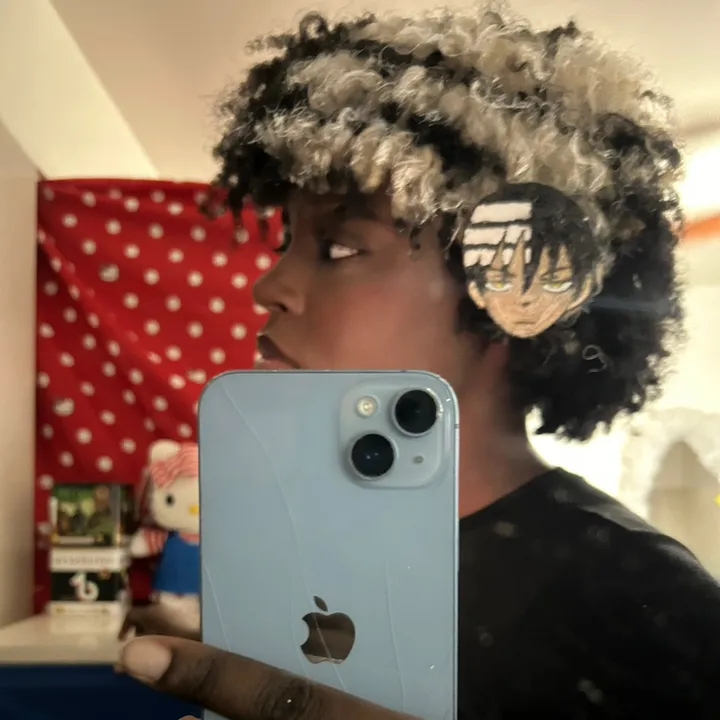 @whydontyouhush