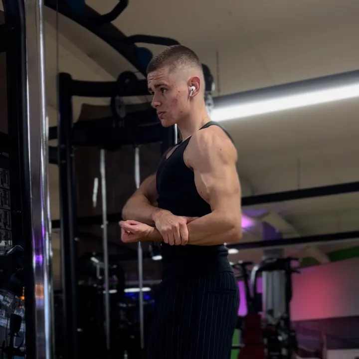 @julien._08