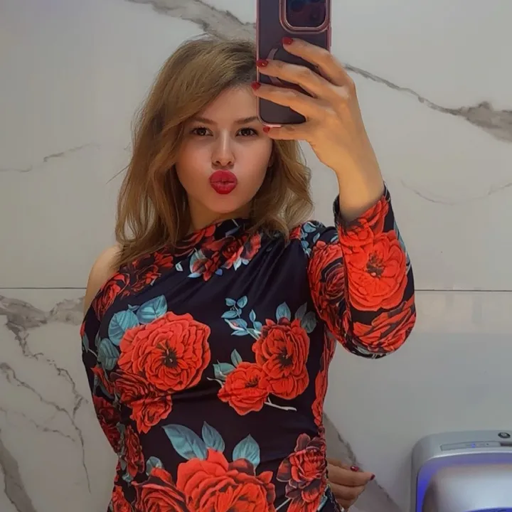 @t.celia.brh