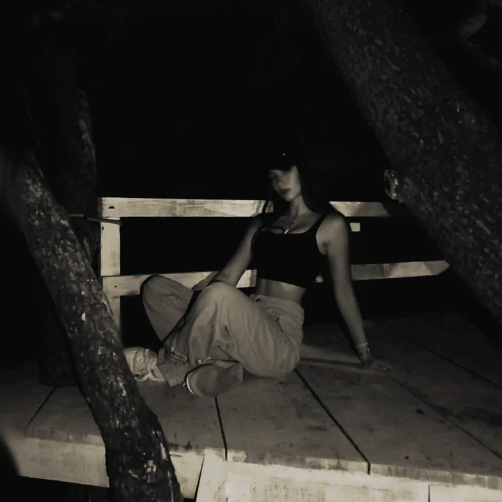 @lqn.q0