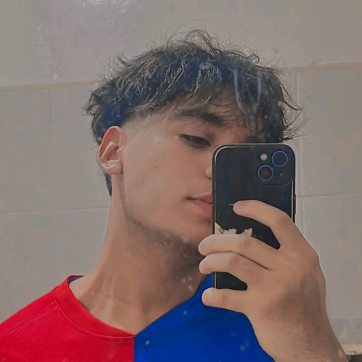 @elmaxwell2