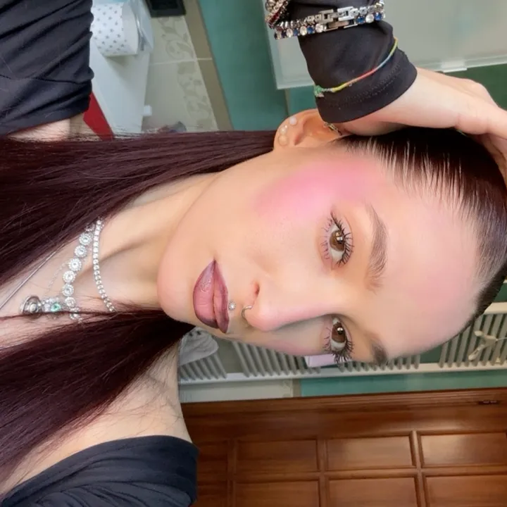 @aurora.curtarelli