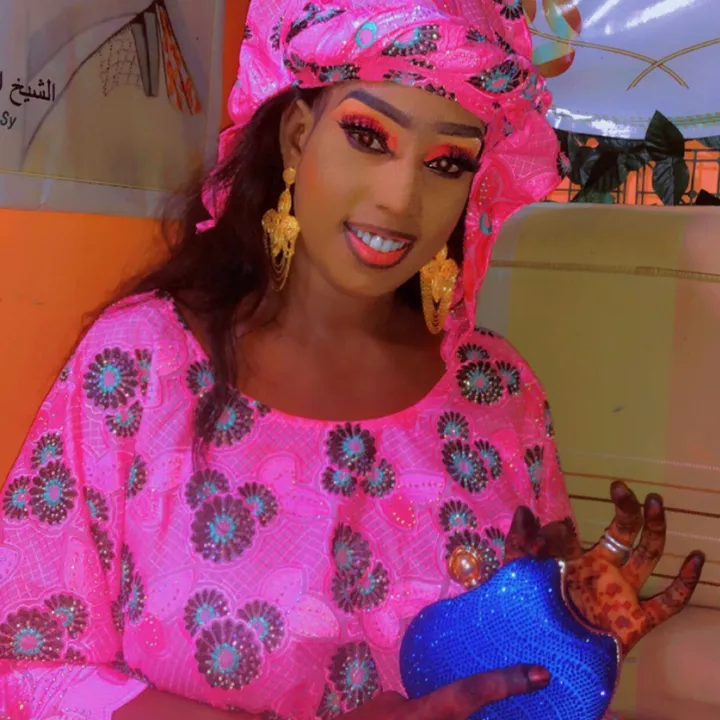 @halima_ba