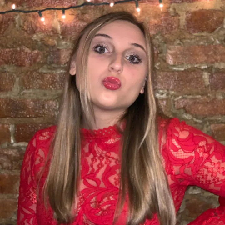 sydneylaurenlyons