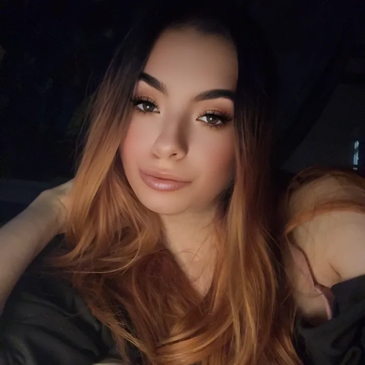 @tinaaxoo__
