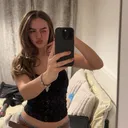 @scarlettbeauchamp_