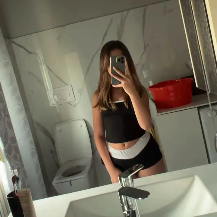 sharonlops7