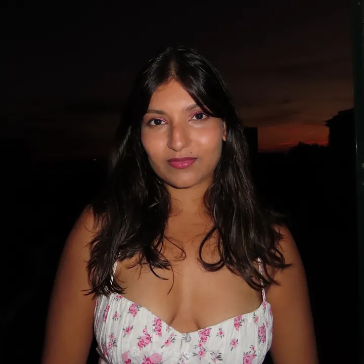 @itsalexana