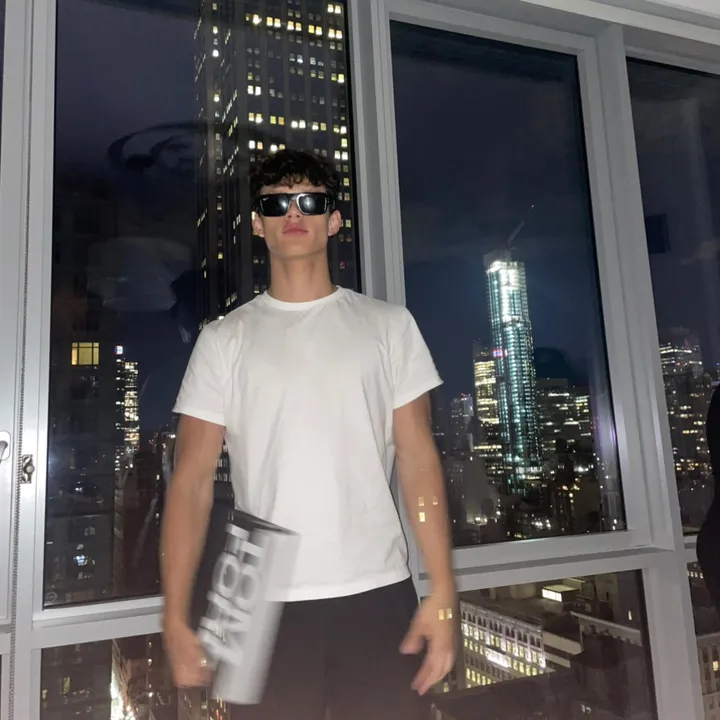 @niko.kuhn