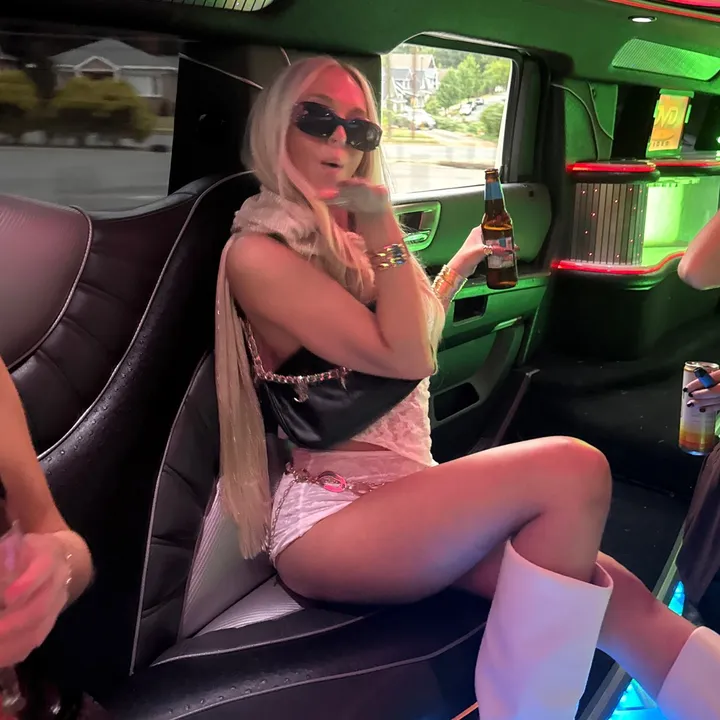 @mackenziemaino