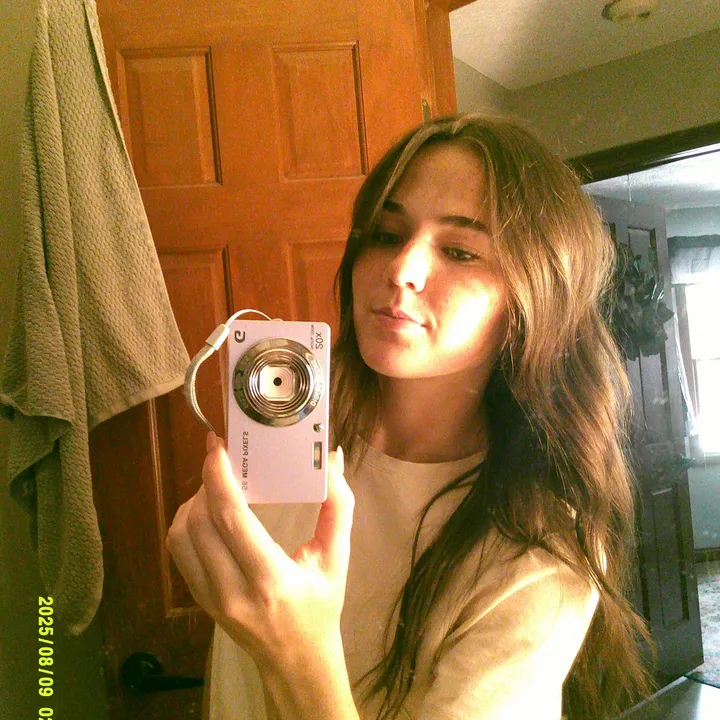 @lilly_vanness
