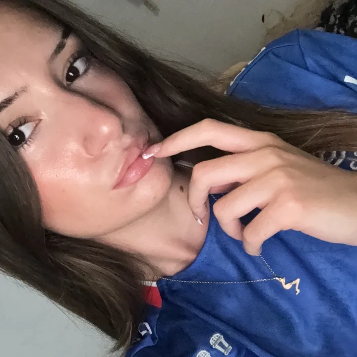 helenhg__