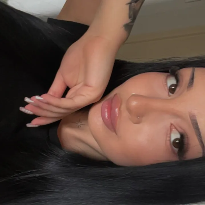 @xristinakako