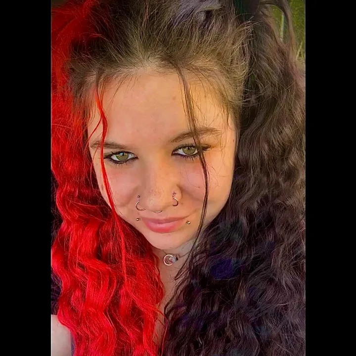 @_trxxshbxxby_