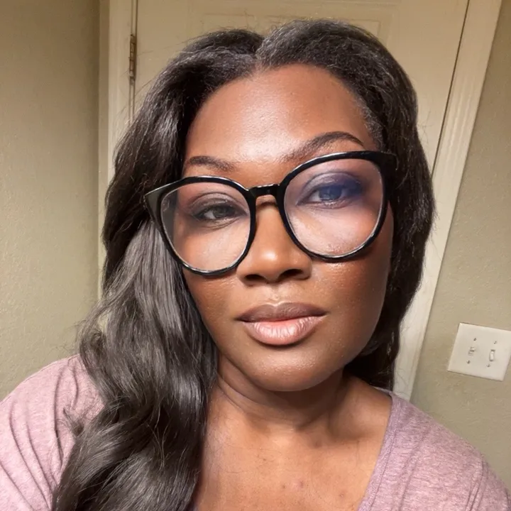 mrs.blackpeach