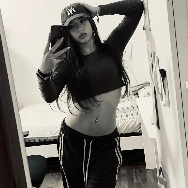 @_elena_mauro_