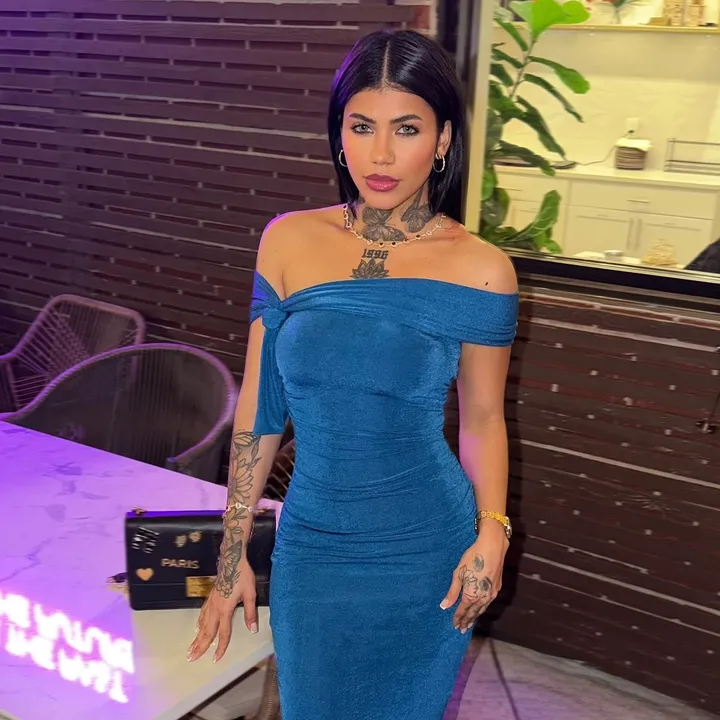paola_vrela_
