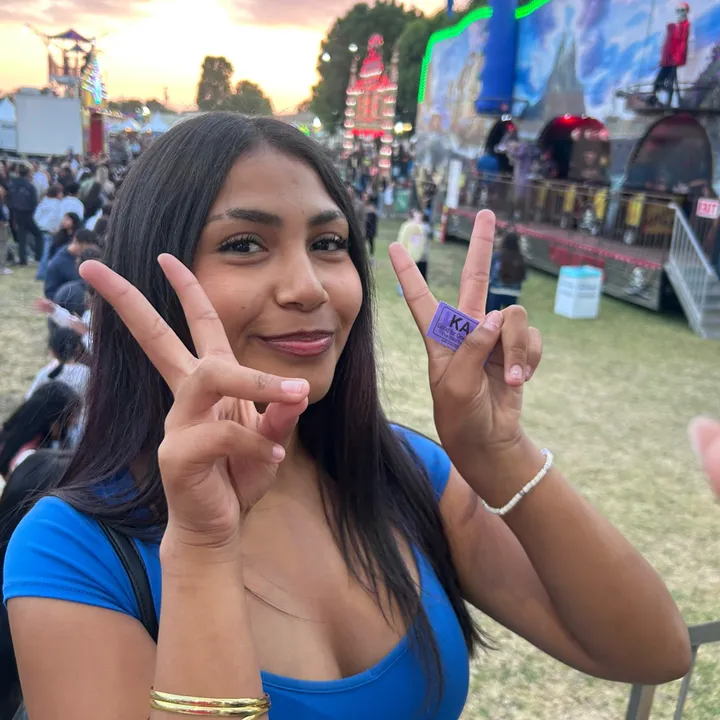 @idkjade09