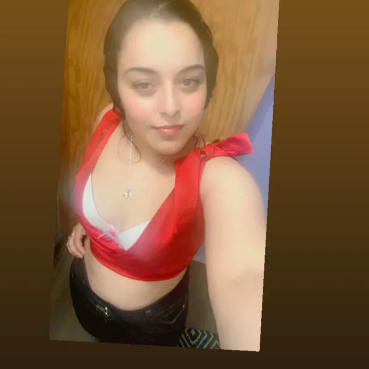 @yosselin85122