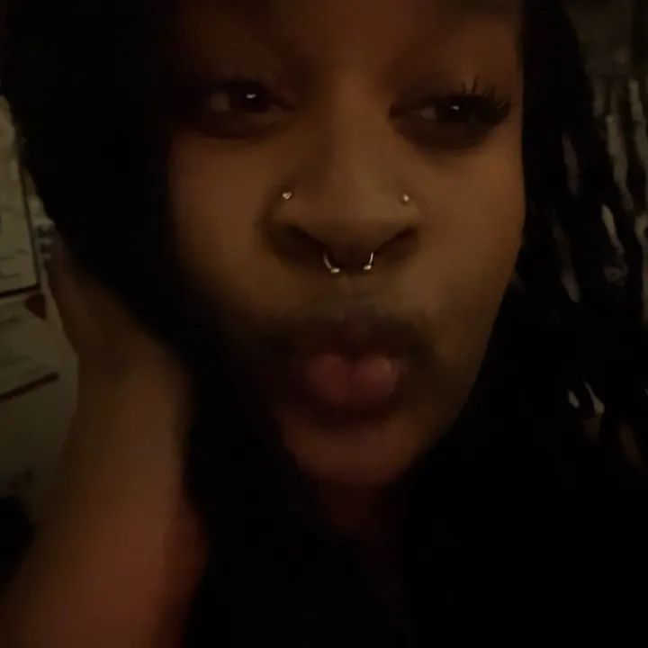 @duhitzveee
