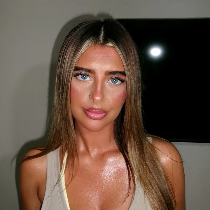 @rosiew03