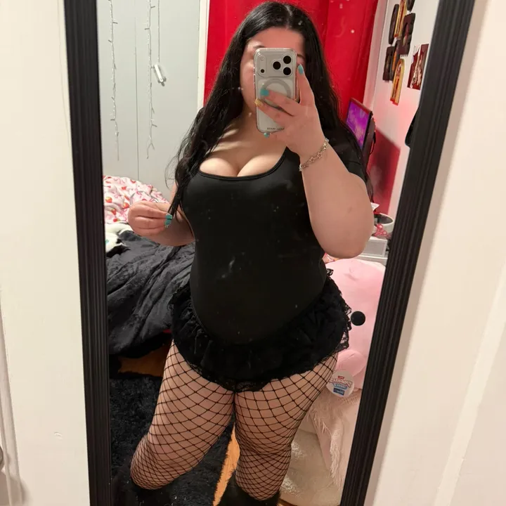 @laniepeakin