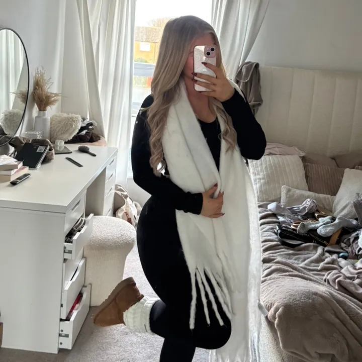 @meganxcarpenter