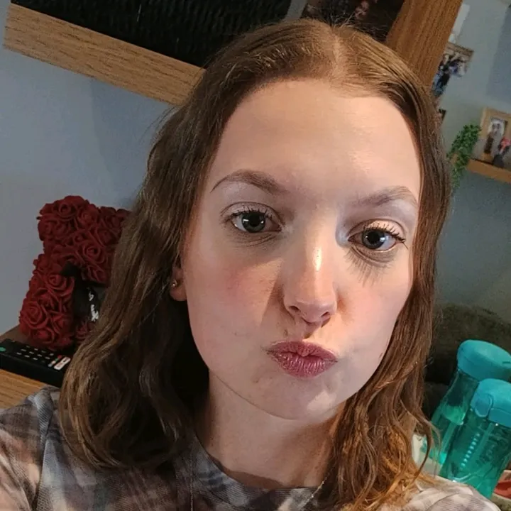 kirstypage20