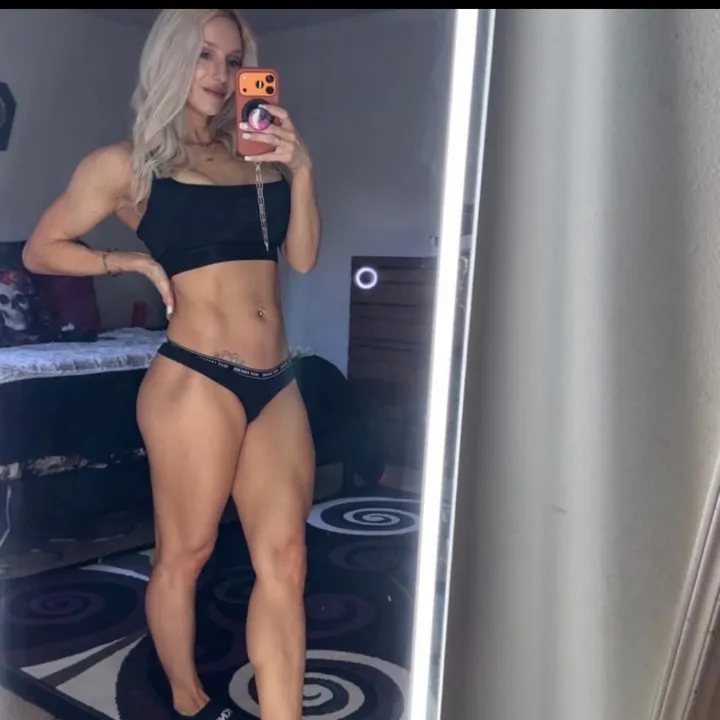 @ashleyraejones31