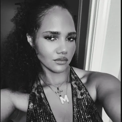 @miajamessss