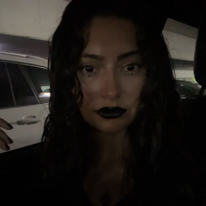 @ghoulieliz