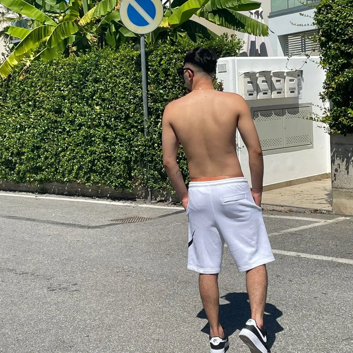 @claudyu_xz