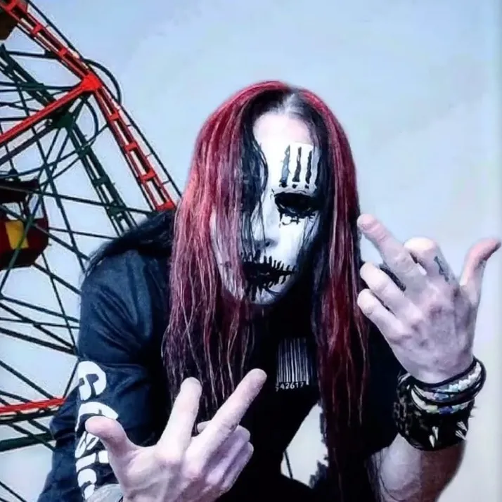 @kingskullythepurgewolf