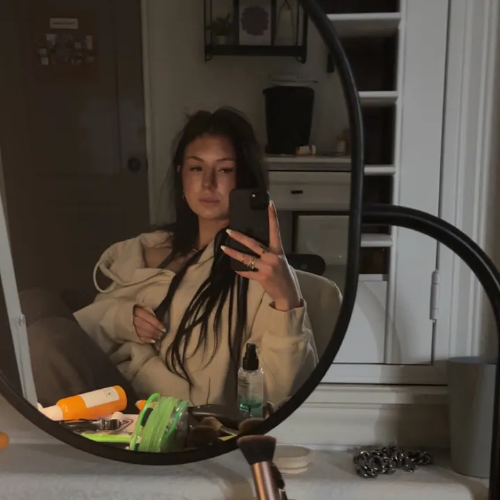 @tealobis