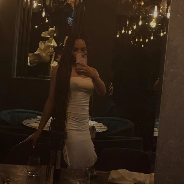 @sarahlilyel