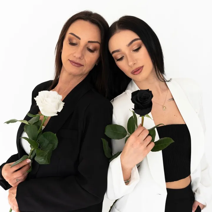 black_rose_white_beauty