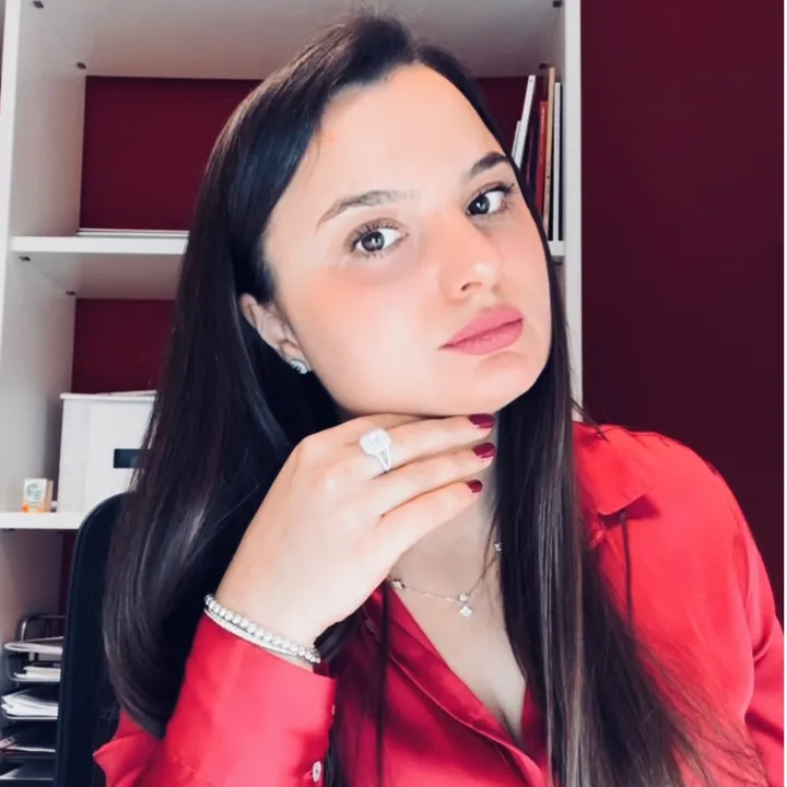 elisabeth.jewelle
