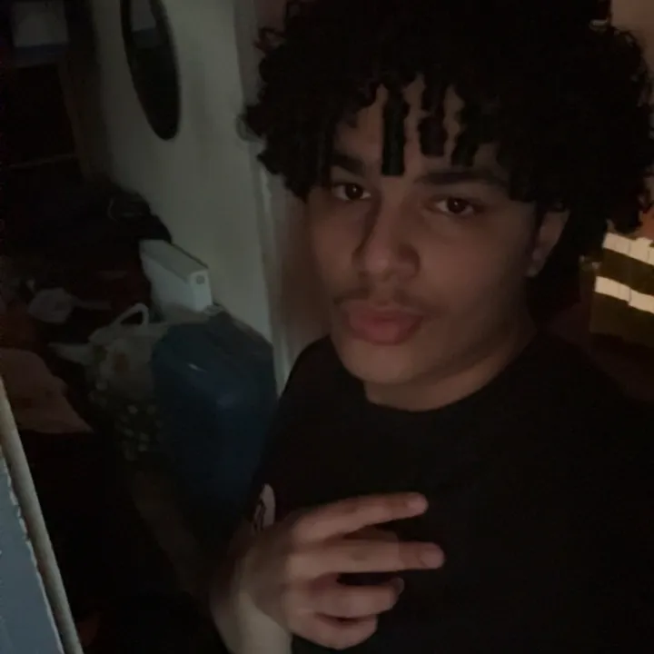 @curlypharaoh0
