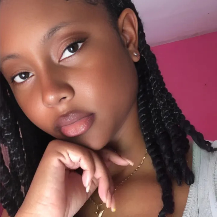 @yani._que