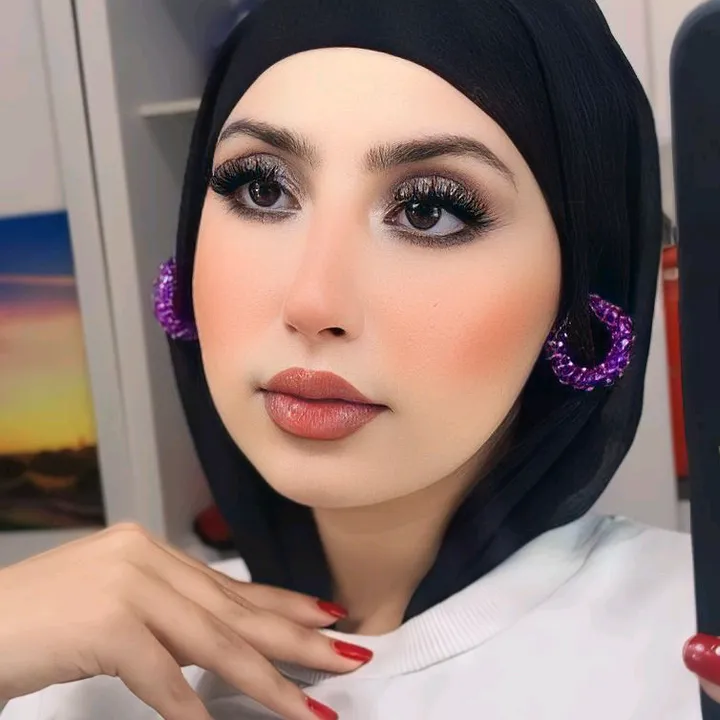 @le_s856