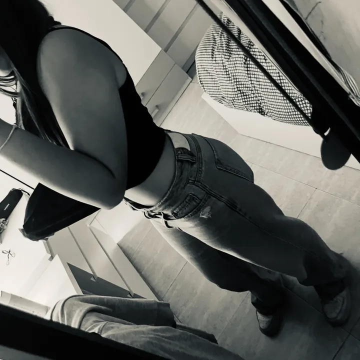 @useerclapess