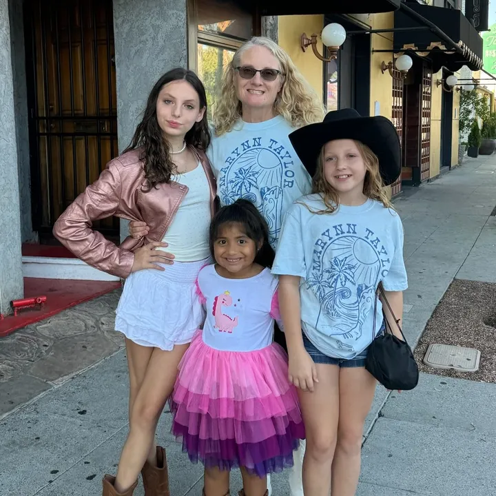 suttzgirls