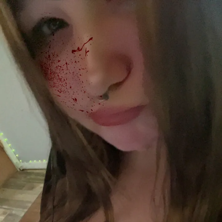 yourlocalweird_madie01
