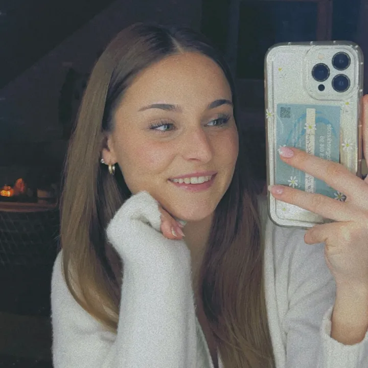 elisaklxm