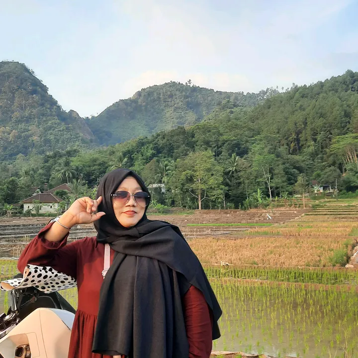 @momqisya6
